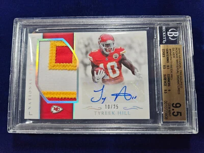 🌟 2016 Tyreek Hill RC National Treasures SILVER AUTO BGS 9.5 #10/25 JERSEY #! - Image 1 of 3