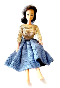 Model Toys Hong Kong Barbie Clone Brunette Doll Crocheted Dress Vintage Rare - Picture 1 of 8