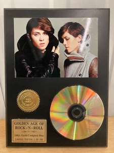 Tegan and Sara - Limited Edition 24kt Gold CD Display - Rockola - 060/500 Rare - Imagen 1 de 7