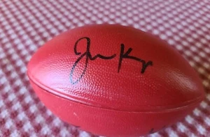 Jack und Joanne Kemp signierter Mini Plastik Fußball 1996 ohne Echtheitszertifikat - Bild 1 von 3