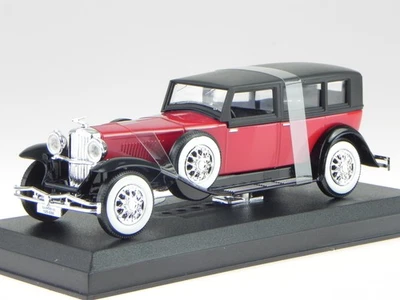 Duesenberg J Berline red 1935 diecast model car Solido 1/43 - Image 1 of 4