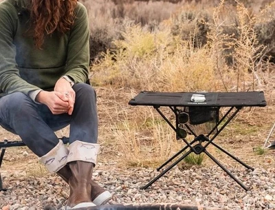 Mesa de campamento plegable Kilos Gear con portavasos Foto 1 de 4