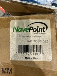NavePoint Gestionnaire de câbles annelés verticaux en plastique sans outil 1 canal 34 pouces avec - Photo 1/2