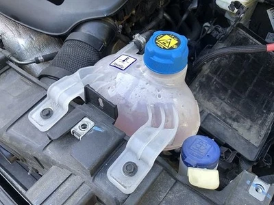 Fiat Fiat 500 2013 19909 Coolant Tank [Used] [PA119996847] - image 1 of 2