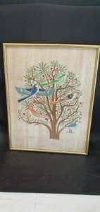 Cuadro enmarcado pintado a mano sobre melamina de "Pájaros en árbol" en acuarela - Imagen 1 de 12