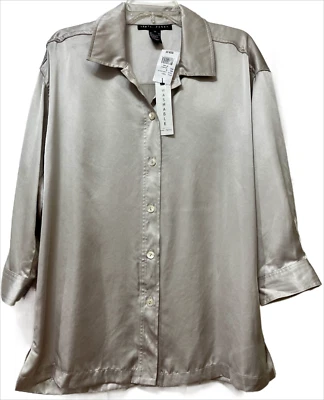 NUEVO CON ETIQUETAS $228 Blusa Yansi Fugel MEDIANA Champagne Botón Frontal Mate Satén Elegante Foto 1 de 4