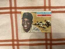 1956 TOPPS WILLIE MAYS ORIGINAL BASEBALL CARD #130 GIANTS H.O.F TRIMMED