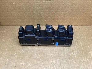 Interruptor de control de ventana con controlador delantero Tahoe Yukon Silverado 03-06 FABRICANTE DE EQUIPOS ORIGINALES 15186208 - Imagen 1 de 8