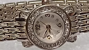 WOMEN'S Vintage Watch silver tone FMDWS105 19.5 mm case 6.3" bracelet - Picture 1 of 12