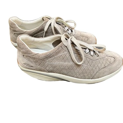 MBT Pata Posture Walking Shoes Beige Light Gray Women's Size 8 - Image 1 of 4