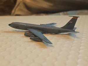 Modelo preconstruido de avión GeminiJets US AIR FORCE KC-135T 58-0054 1:400 - Imagen 1 de 24