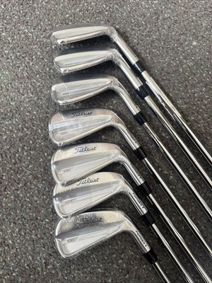 Titleist T100 V3 Irons 4-PW Right Handed AMT White S300 - Image 1 of 4