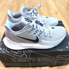 kyrie low size 7