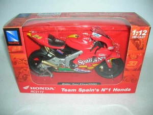 NewRay Honda RC211V Spain's N°1 Honda MotoGP 2006 Toni Elias #24, 1:12 Art 42503 - Bild 1 von 3