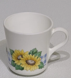 Corning "Sunflower Sunsations" Coffee Mug - MADE IN USA - Picture 1 of 4