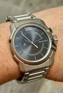 Titan Fastrack 8” Wrist, 42mm Dial, WR,Blue Black, & Wht Dial, New, Works Great - Picture 1 of 13