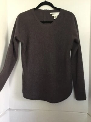 Suéter Max Studio 100% Cachemira S Cremallera Trasera Cola Camisa Dolman LS Marrón Berenjena Foto 1 de 3