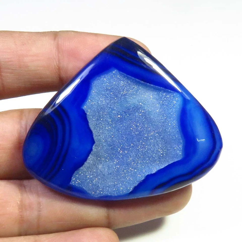 Cabinas de ágata de ónix azul teñido 50x40x6 mm geoda de ónix natural gemas druzy 81 cts OND-1759 Foto 1 de 4