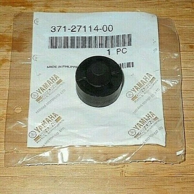 COJÍN GOMA ASIENTO YAMAHA 371-27114-00, BANSHEE,YFZ450R,YFZ450X,WARRIOR,YFZ450 Foto 1 de 4