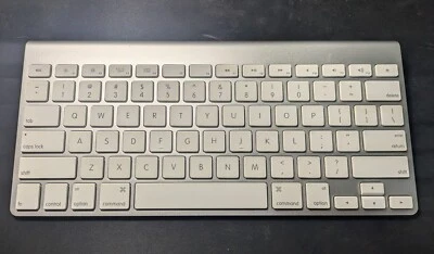 Replacement Keys for Apple A1314 Bluetooth Wireless Keyboard - Clip Included - Bild 1 von 2