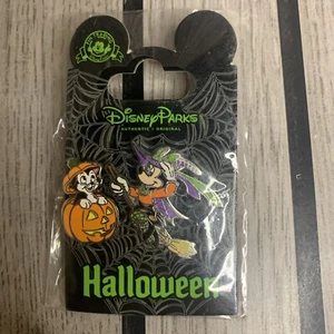 Disney Pin Set Halloween Minnie Witch Figaro Cat Pumpkin Disneyland Paris New - Picture 1 of 2