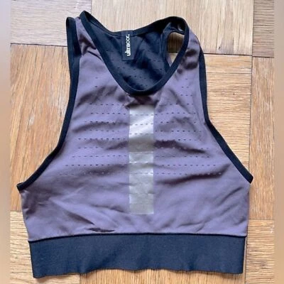 Ultracor Altitude Silk Perforado Crop Top/Sujetador Deportivo Talla P/XS Taupe/Marrón Foto 1 de 3