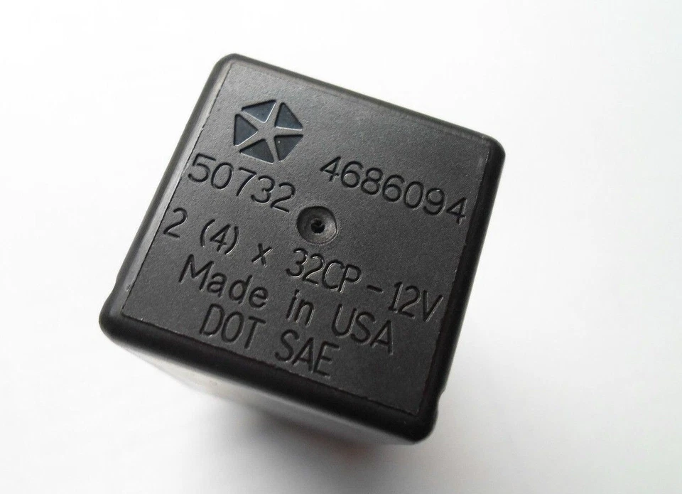 4686094 Jeep Grand Cherokee Turn Signal Flasher Relay Module, Tested 1999-2004 - Imagem 1 de 1