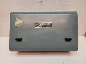 GE CR109C100AKA Magnetic Reversing Controller Starter 3, 7.-1/2, 10HP Nema 1 - Picture 1 of 14