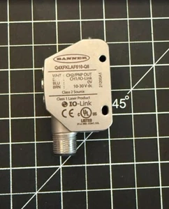 Banner Engineering Q4XFKLAF610-Q8 Q4X,  610 mm Range, 10-30VDC - Picture 1 of 3