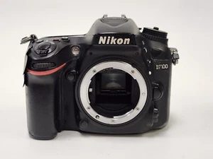Corpo fotocamera Nikon D7100 AS-IS - numero di otturatori 447.792 - Foto 1 di 6