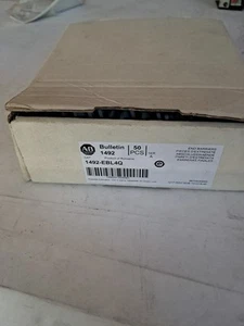 Lot of 38 Allen Bradley 1492-EBL4Q Series A End Barriers - New - Picture 1 of 3