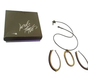 Lord & Taylor Oval Necklace & Earrings Set Pendant Pierce Hoop Gold Wood Leather - Picture 1 of 6