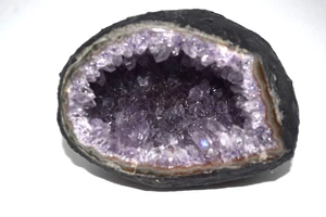 Amethyst Geode - Natural Specimen - 8.1x6.1cm - 305g - Light Purple  - Picture 1 of 5