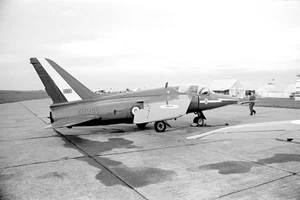 Red Arrows (CFS), Gnat T.1, XR986 at Biggin Hill, 9 May 1968 - Original B&W neg - Picture 1 of 1