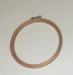 VINTAGE WOOD EMBROIDERY HOOP 6” - Picture 1 of 4