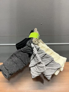 Journeys 3 Pairs Girls Over The Knee  Cream Light/Dark Gray Socks Sz 4-10 - Picture 1 of 4