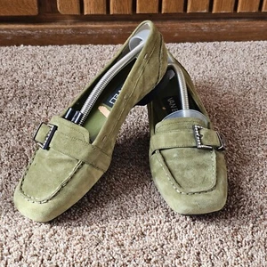 Vaneli Green Suede Slip On Driving Shoes Loafers Women's Size 7W - Picture 1 of 11