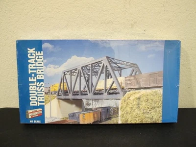 Walthers Cornerstone HO Double-Track Truss Bridge Kit 933-3012 - Image 1 of 3