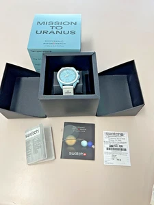 Reloj Swatch x Omega Bioceramic Moonwatch Mission To Uranus SO33L100 azul para hombre - Imagen 1 de 10