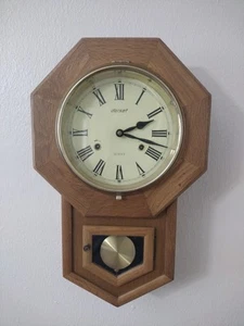 Vintage Dorset Wooden 31 Day Mechanical Wall Clock with Key Chimes Fast Shipping - Picture 1 of 4