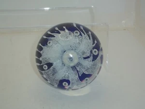 Large Art Glass Paperweight White Floral & Controlled Bubbles Navy Blue Base - Picture 1 of 5