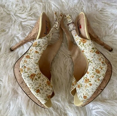 Tacones vintage florales Luichiny talla 10 Foto 1 de 3