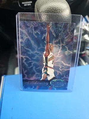 1997-98 Metal Universe - Gary Payton #63 - Image 1 of 2