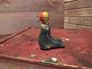 Vintage Toy Seal Balancing Ball Tin Litho Friction Lehmann W. Germany AHA910