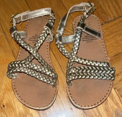 Baby Gap 学步儿童女孩 7 码金属金角斗士凉鞋钩环 — 第 1/2 张图片