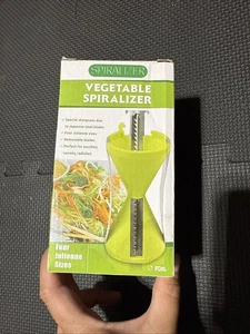 Spiral Slicer Vegetable Spiralizer Zucchini Spaghetti Pasta Noodle Maker Cutter - Picture 1 of 7