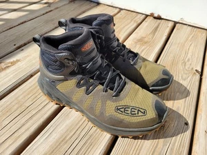 (Men's 11) Keen Zionic Mid Waterproof Boots - Picture 1 of 11