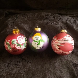 Vintage Set of 3 Artist Signed Handpainted Scenery Art Glass Christmas Ornament - Picture 1 of 8
