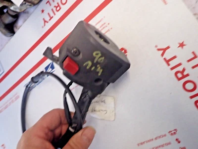 1990 Kawasaki Ninja 750R ZX750F OEM LEFT BAR SWITCH WITH CHOKE CABLE AND LEVER - Image 1 of 4