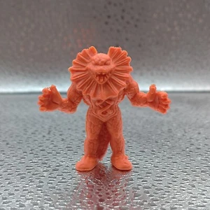 M.U.S.C.L.E Figure Kinnikuman #061 Frill-necked Lizard Red Kinkeshi 1980s - Picture 1 of 4